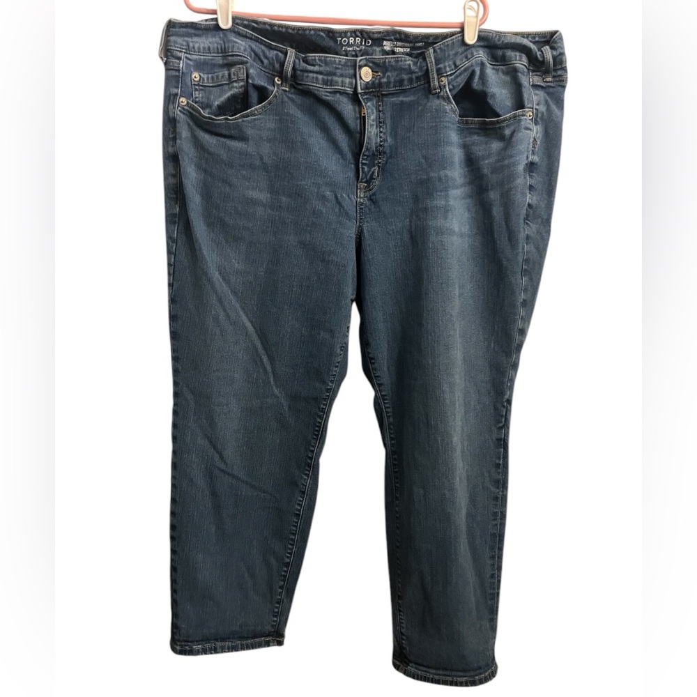Torrid Premium Boyfriend Ankle Stretch Jeans Size 26R dark wash cotton